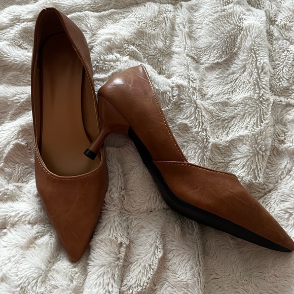 Shoes - Brown Plant Leather Women's Heels Sz 6